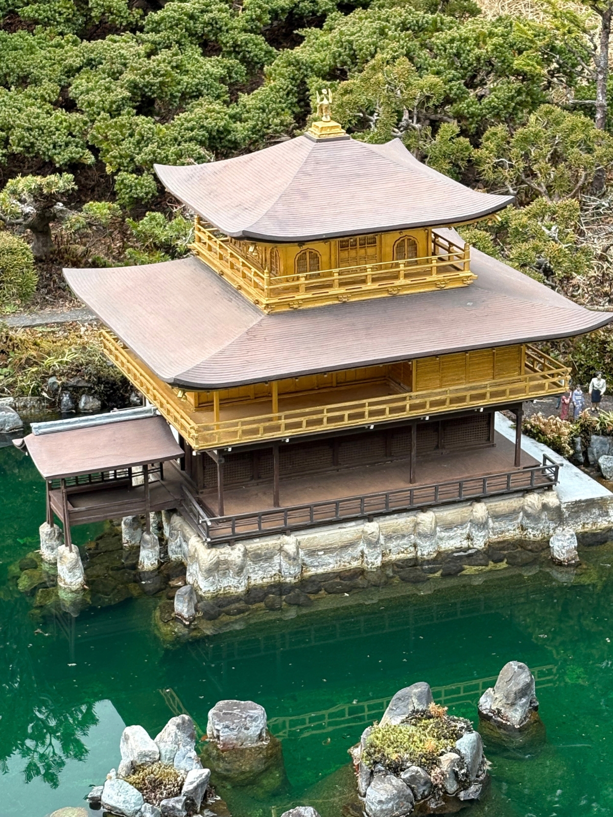 東武ワールドスクウェアの金閣寺ミニチュア